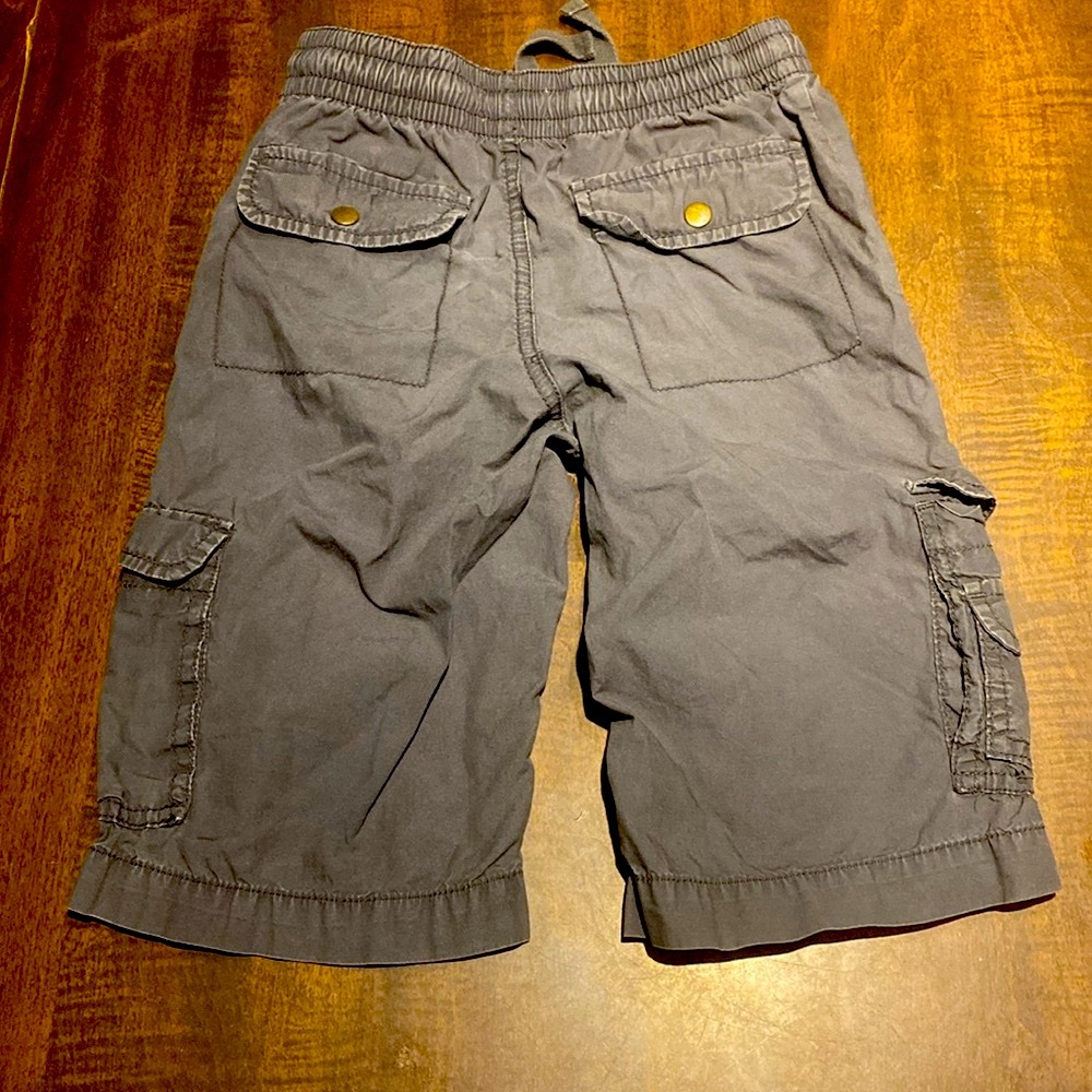 Old navy boys cargo shorts - Picture 5 of 5